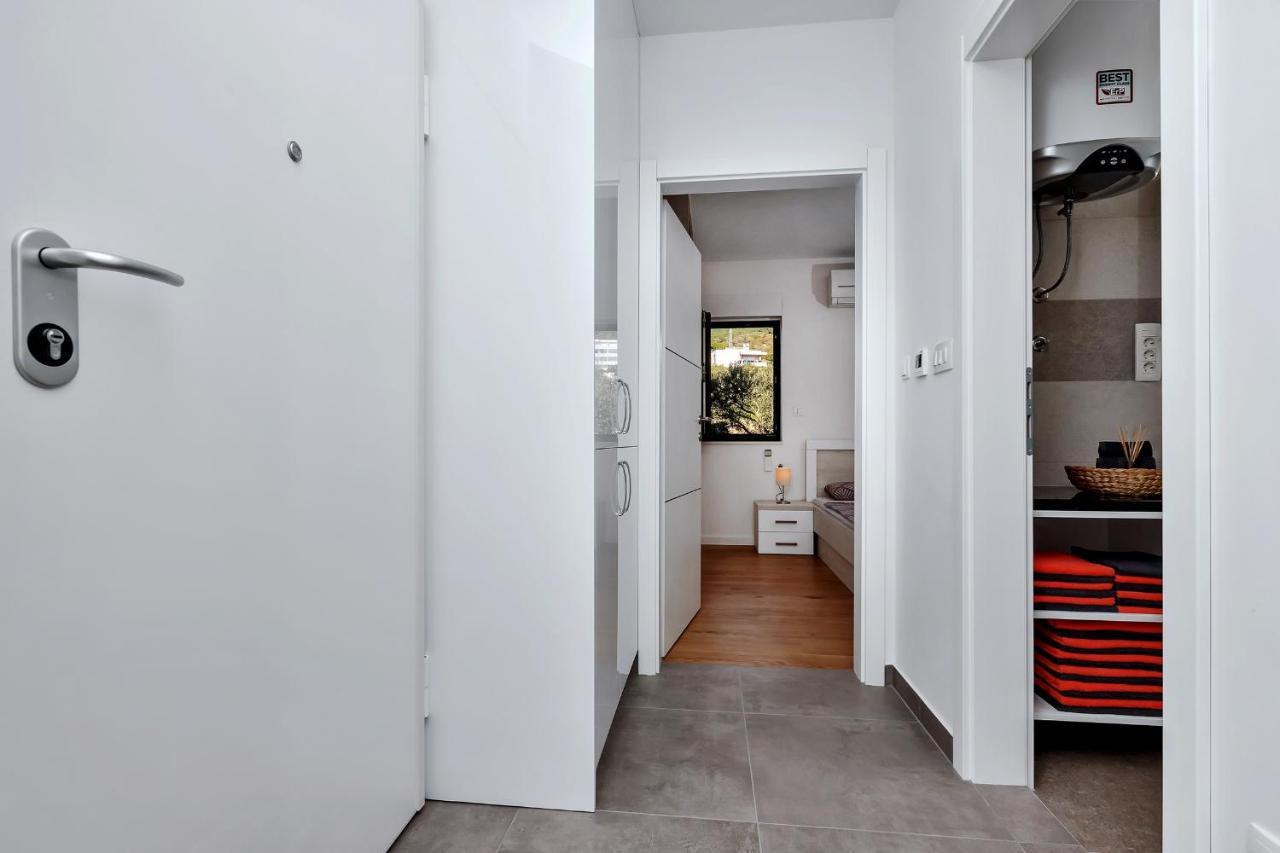 Luxury Apartment Sidro With Free Beach Parking Makarska Exterior photo